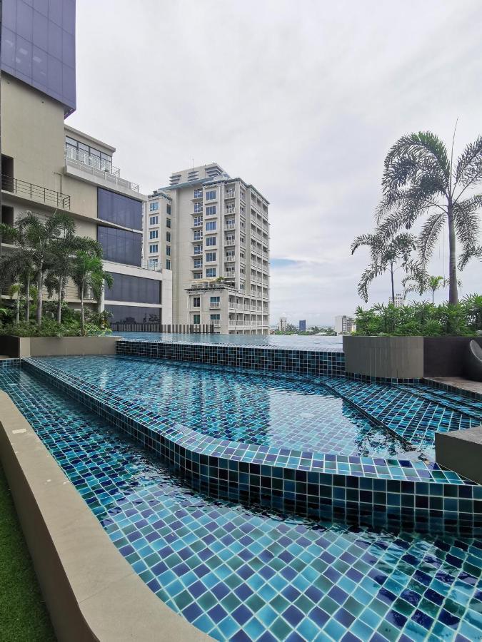 Baseline Premier - Studio With Mountain View Cebú Exterior foto